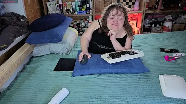 MiniNatalie online show from 11-29-25, 12:30