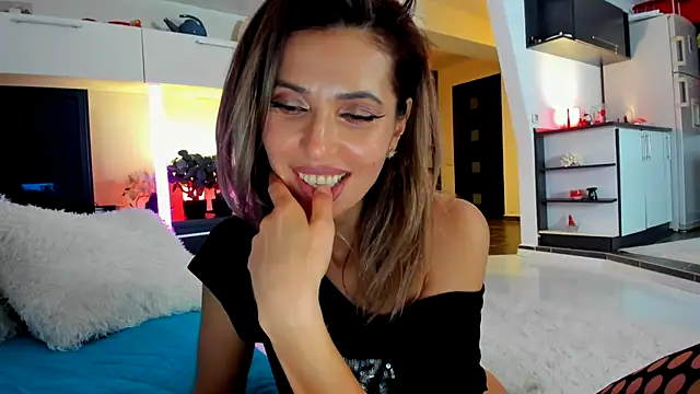 Snapshot of MissSmiley26 chatting on 03-21-25, 03:55 MissSmiley26 online show from 03-21-25, 03:55