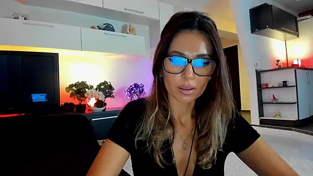 Snapshot of MissSmiley26 chatting on 10-16-25, 07:59 MissSmiley26 online show from 10-16-25, 07:59