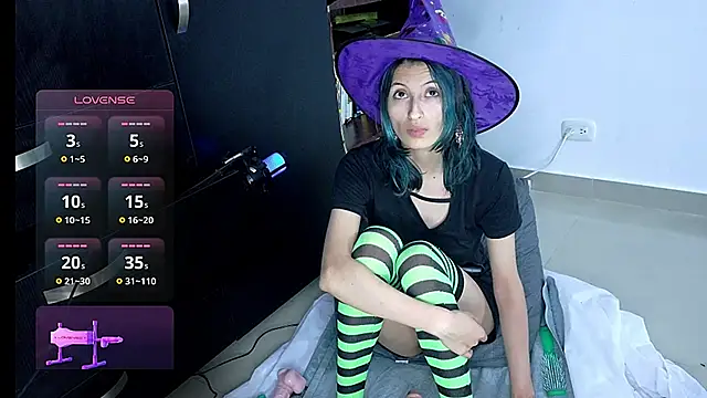 Camila---torres online show from 10-15-25, 02:55