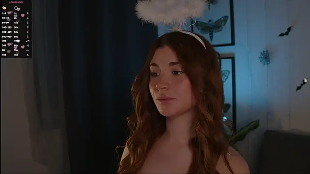 Freckle Diyana online show from 10-31-25, 04:08