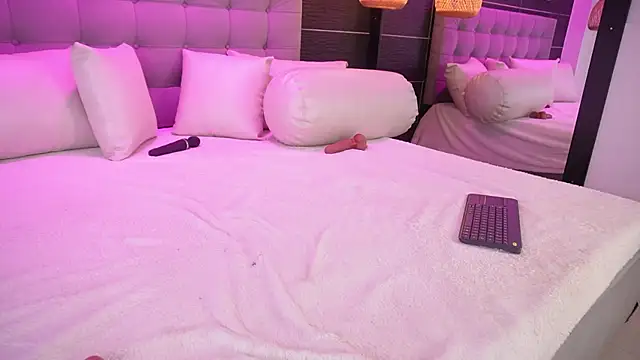 Bella TS  online show from 03-06-25, 12:54