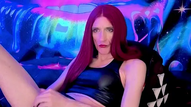 LuvNuk online show from 11-15-25, 06:04