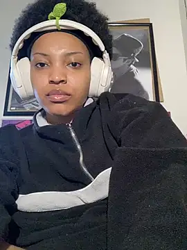 KimiAqua online show from 02-24-25, 02:58