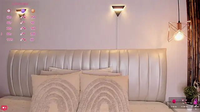 Snapshot of Zuzu_sweet chatting on 02-27-26, 07:03 Zuzu sweet online show from 02-27-26, 07:03