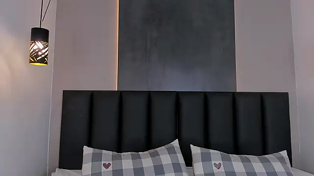 Snapshot of AmyPalmmer chatting on 11-06-25, 11:44 AmyPalmmer online show from 11-06-25, 11:44