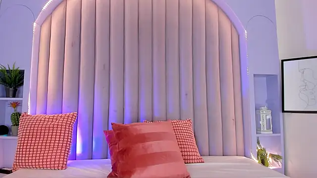 Snapshot of AmyPalmmer chatting on 11-21-25, 11:53 AmyPalmmer online show from 11-21-25, 11:53