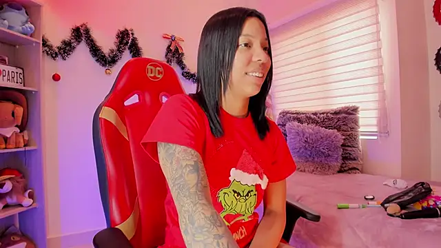 madelyn rose  online show from 12-26-24, 05:51