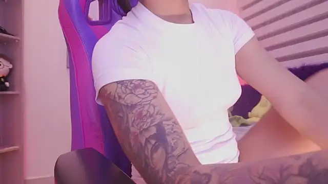 madelyn rose  online show from 04-06-26, 06:09