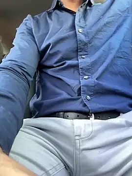 Snapshot of hotisraeli chatting on 01-01-25, 12:22 hotisraeli online show from 01-01-25, 12:22