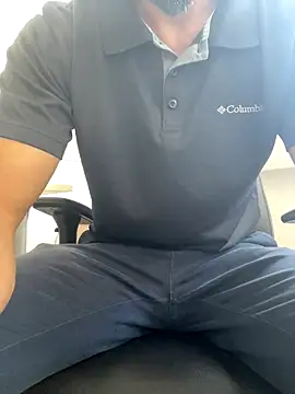 Snapshot of hotisraeli chatting on 09-28-25, 01:05 hotisraeli online show from 09-28-25, 01:05