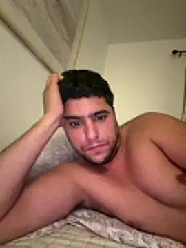 Snapshot of elwhite1996 chatting on 11-26-25, 06:14 elwhite1996 online show from 11-26-25, 06:14