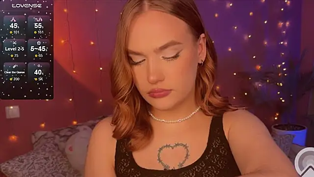 Snapshot of CarolineLovers chatting on 02-28-25, 11:01 CarolineLovers online show from 02-28-25, 11:01