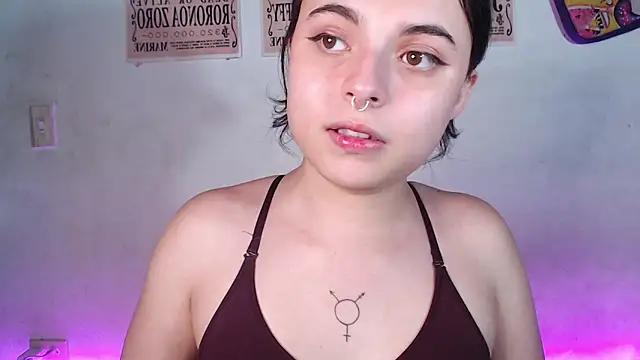 Snapshot of elizabethtaylorxxx chatting on 01-03-25, 12:22 elizabethtaylorxxx online show from 01-03-25, 12:22