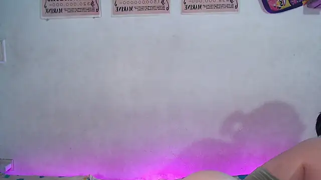 Snapshot of elizabethtaylorxxx chatting on 01-11-25, 12:12 elizabethtaylorxxx online show from 01-11-25, 12:12