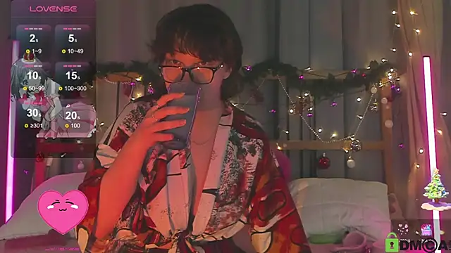 dreamgirllovee online show from 01-03-25, 01:38