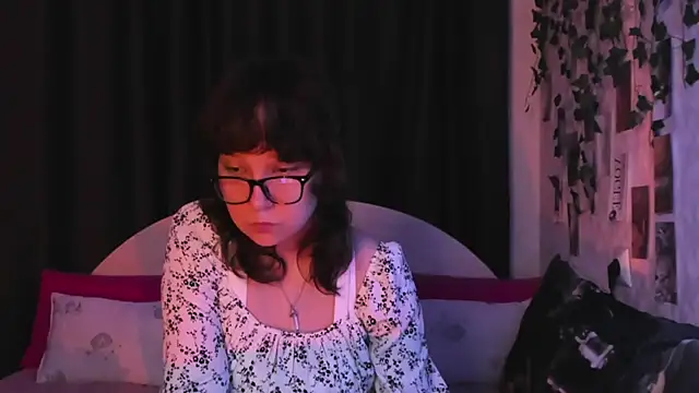 dreamgirllovee online show from 09-21-25, 08:21