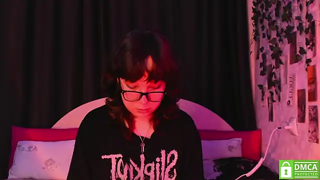 dreamgirllovee online show from 09-23-25, 02:36