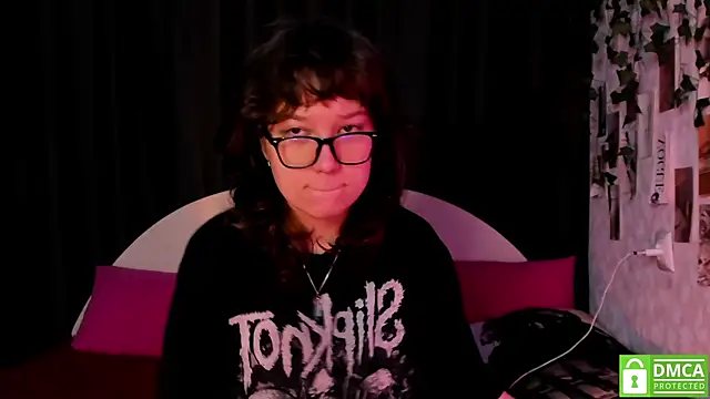 dreamgirllovee online show from 10-12-25, 09:03