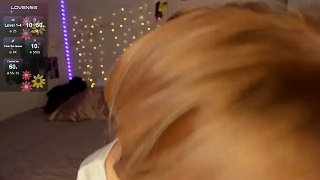 Snapshot of Hannah_Carr chatting on 02-19-25, 01:29 Hannah Carr online show from 02-19-25, 01:29