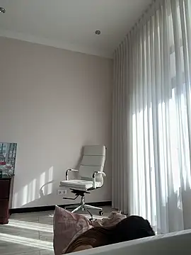 Hott Lolla online show from 03-06-25, 08:08