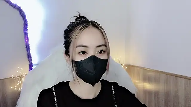 Snapshot of witch-39 chatting on 03-18-25, 08:36 witch-39 online show from 03-18-25, 08:36