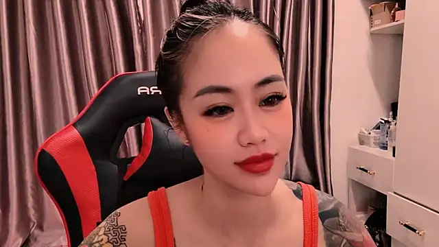 Snapshot of witch-39 chatting on 02-23-26, 06:22 witch-39 online show from 02-23-26, 06:22