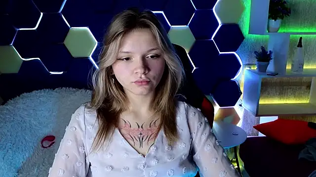 LitaBrom online show from 12-29-24, 05:21