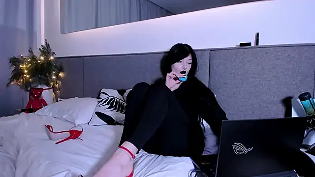  Goddess Misha  online show from 01-05-25, 11:12