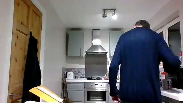 Snapshot of jimmybenido chatting on 12-11-24, 05:26 jimmybenido online show from 12-11-24, 05:26