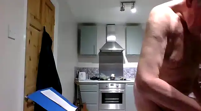 Snapshot of jimmybenido chatting on 01-25-25, 05:30 jimmybenido online show from 01-25-25, 05:30