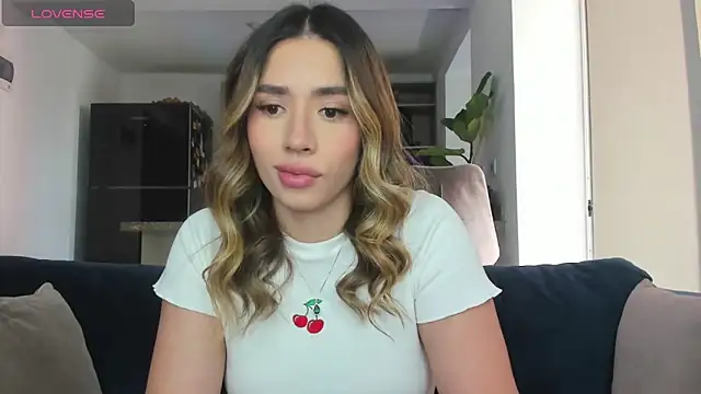 Snapshot of honeyann08 chatting on 02-21-25, 07:32 honeyann08 online show from 02-21-25, 07:32