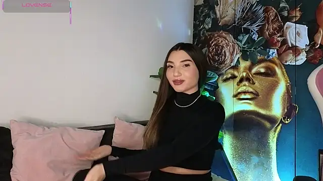 Snapshot of ReyaSophia chatting on 02-08-26, 08:34 ReyaSophia online show from 02-08-26, 08:34