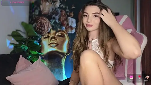 Snapshot of ReyaSophia chatting on 02-23-26, 09:12 ReyaSophia online show from 02-23-26, 09:12