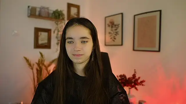 Gia Paige18 online show from 10-03-25, 08:22