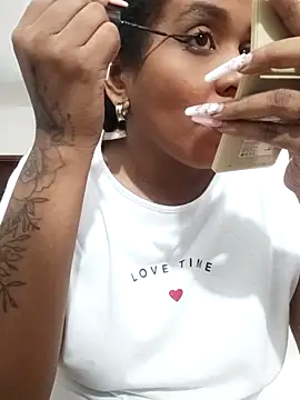 ELLA KELLY online show from 11-08-25, 11:43