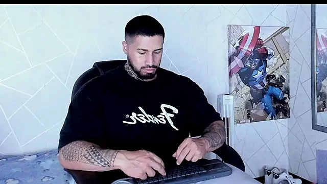 Cristian Walker online show from 12-19-25, 11:39