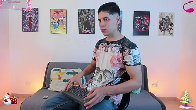 jonathanjoestar  online show from 12-02-25, 09:54