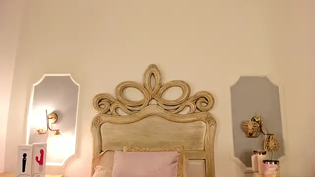 Snapshot of Sara__Williams chatting on 02-24-25, 03:55 Sara Williams online show from 02-24-25, 03:55