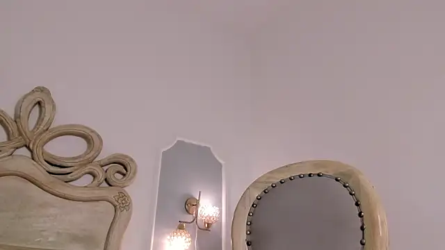 Snapshot of Sara__Williams chatting on 09-20-25, 03:40 Sara Williams online show from 09-20-25, 03:40