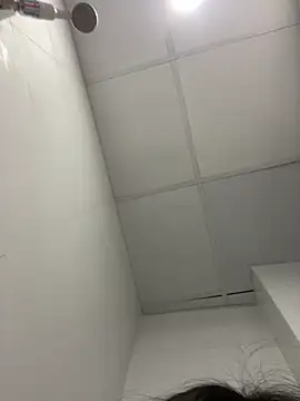 Snapshot of Louis_Baby chatting on 02-28-25, 12:20 Louis Baby online show from 02-28-25, 12:20