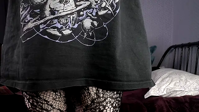 Snapshot of rageins chatting on 11-17-25, 05:46 rageins online show from 11-17-25, 05:46