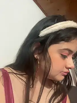 Stephania 18 online show from 10-01-25, 11:44