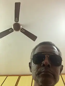 Lookin4Kinky Partner online show from 11-23-25, 05:46