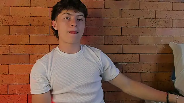 Ares Dickson online show from 01-17-25, 03:23