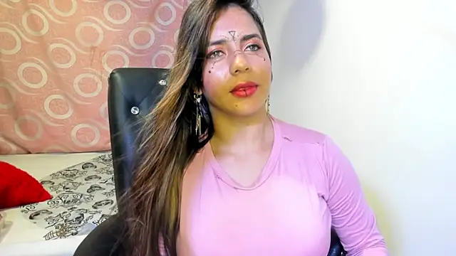 1julianasalazar online show from 10-25-25, 04:20