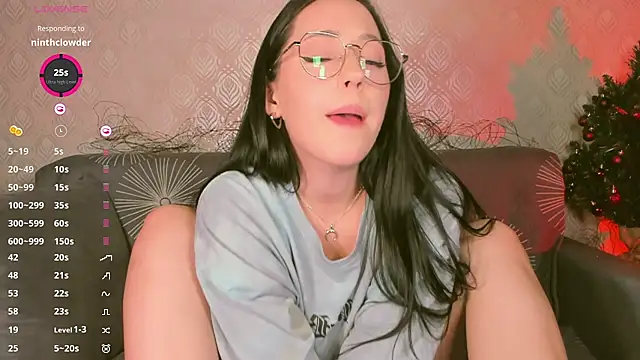 Snapshot of MiroslavaLime chatting on 12-25-24, 08:51 MiroslavaLime online show from 12-25-24, 08:51