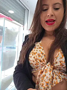 GatitaXD27 online show from 11-15-25, 09:50