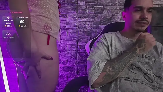 HotCouple 697 online show from 11-10-25, 06:51