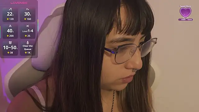 Snapshot of emitaa17228o chatting on 11-04-25, 07:46 emitaa17228o online show from 11-04-25, 07:46